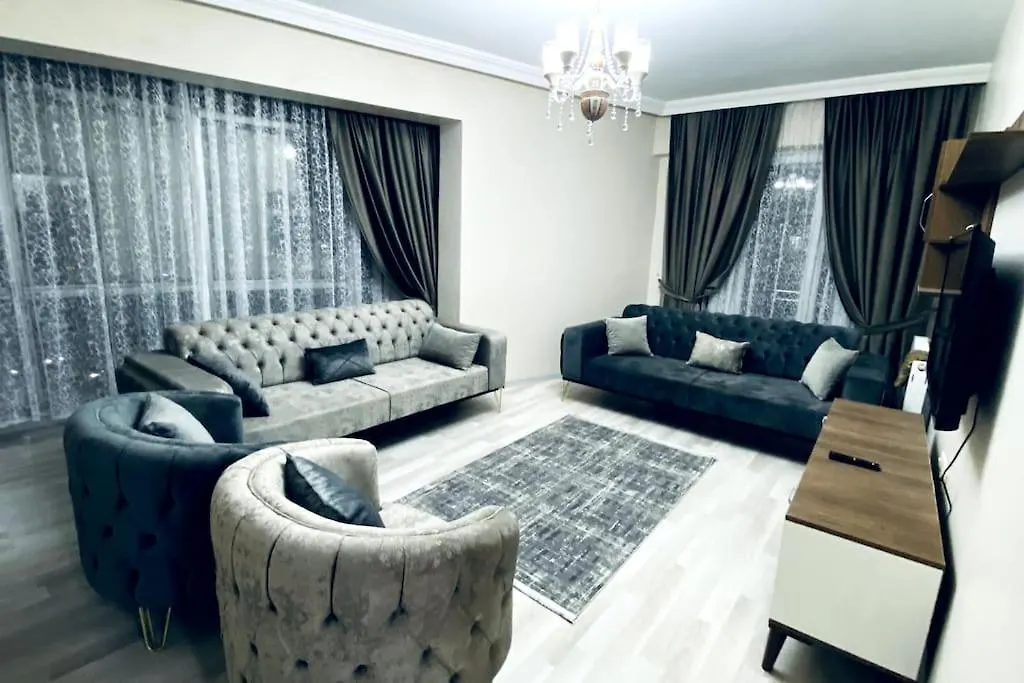 Apartment 2+1 Luxury Flat , 5 Beds , Near All Services Istanbul