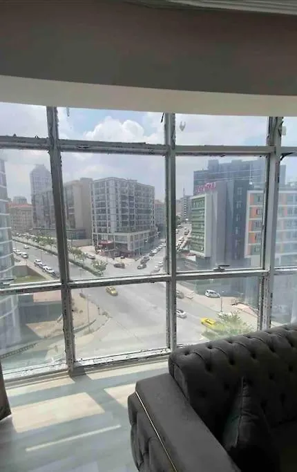 2+1 Luxury Flat , 5 Beds , Near All Services Istanbul Apartment
