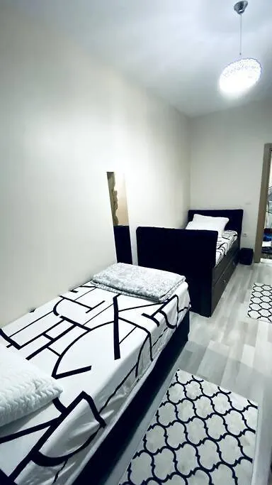 2+1 Luxury Flat , 5 Beds , Near All Services Istanbul Turkey