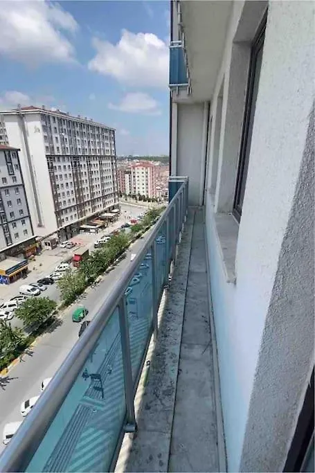 2+1 Luxury Flat , 5 Beds , Near All Services Istanbul Turkey