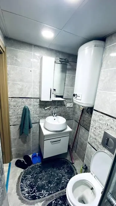 Apartment 2+1 Luxury Flat , 5 Beds , Near All Services Istanbul Turkey